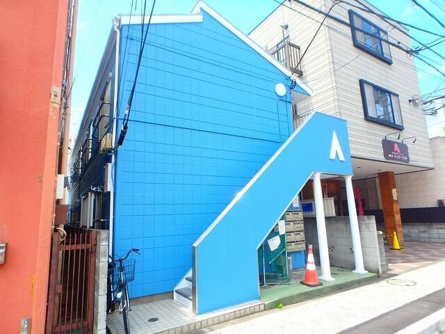 ビラメゾン国立の外観