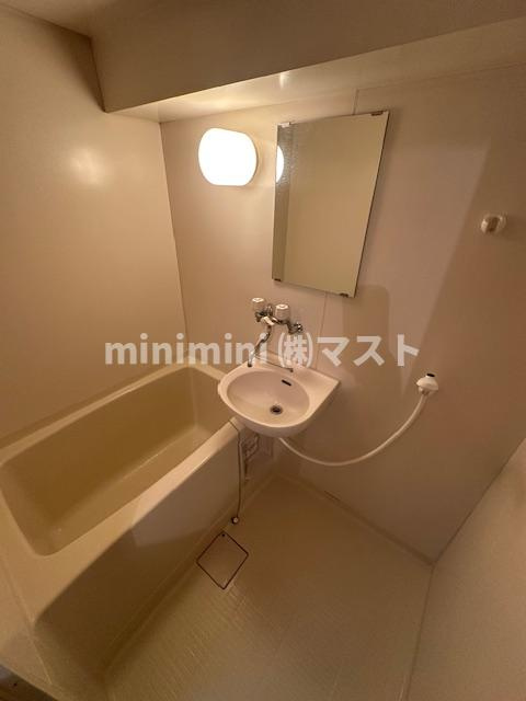 北堀江かがせの浴室