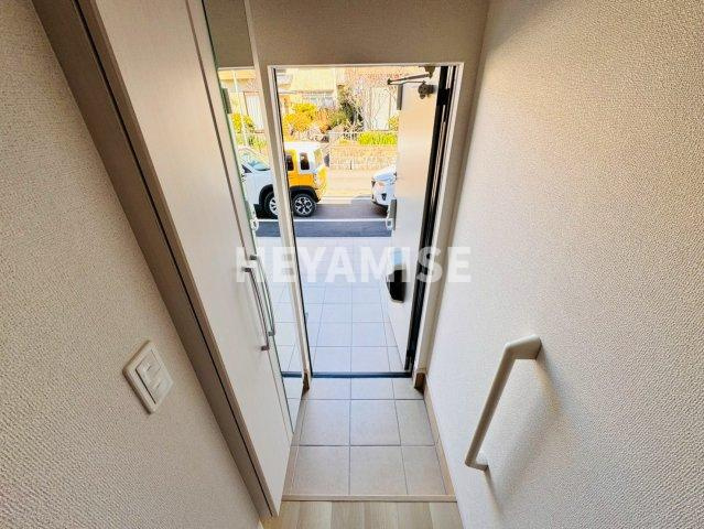 メゾン未来の玄関