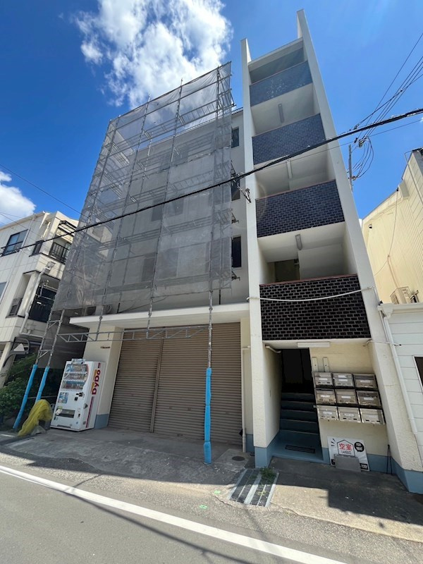第三丸吉マンションの外観