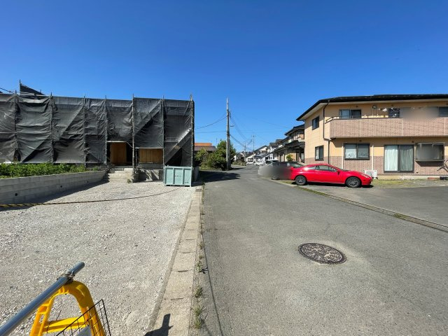 新築戸建・新築建売　桐生市天神町第3　北小学校・清流中学校の前面道路含む現地写真