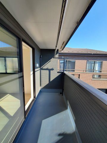 北葛飾郡松伏町　　大字松伏　中古戸建のバルコニー|陽当たり良好なバルコニーです