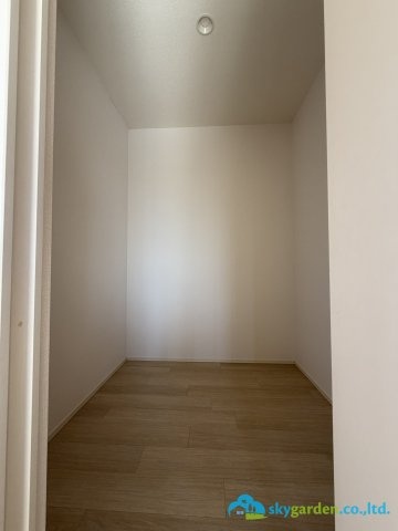 平塚市寺田縄　中古戸建　の収納