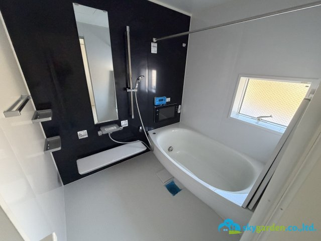 平塚市寺田縄　中古戸建　の浴室