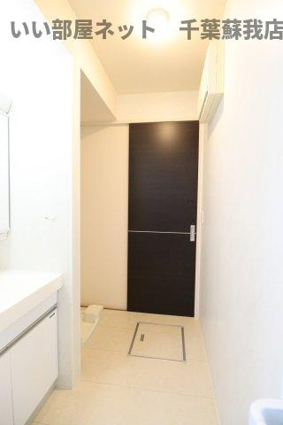 PARK　HILLS　MIYAKO　Ｄの洗面所|忙しい朝には欠かせない洗面所です