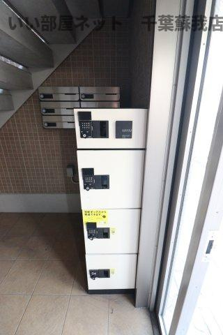 PARK　HILLS　MIYAKO　Ｄのエントランス|宅配ボックスがあると、自分の時間を有効活用できますね！