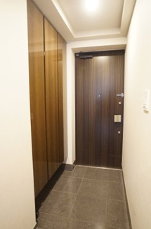 【玄関】 | インペリアルガーデン