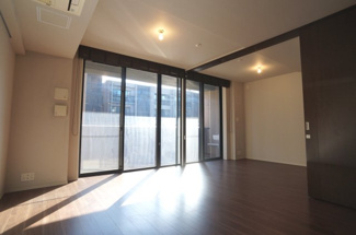 【居間・リビング】 | インペリアルガーデン