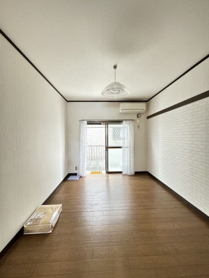 【居間・リビング】 | メゾンティファニー