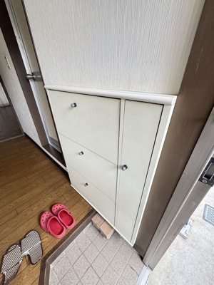 【玄関】 | メゾンティファニー