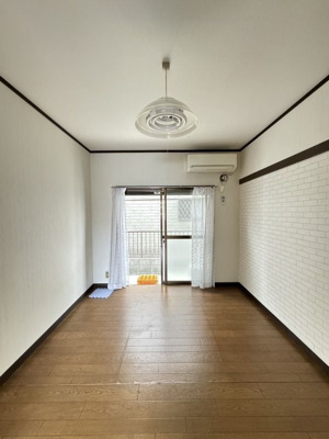 【居間・リビング】 | メゾンティファニー