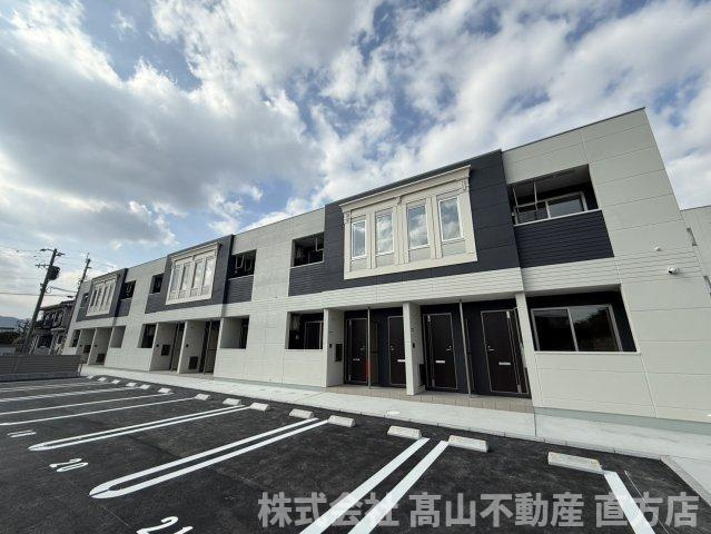 直方市大字感田のアパート