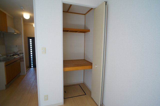 ＴＭＭイチヤハイツの収納