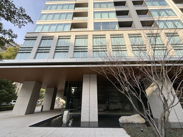 白金ザ・スカイ東棟