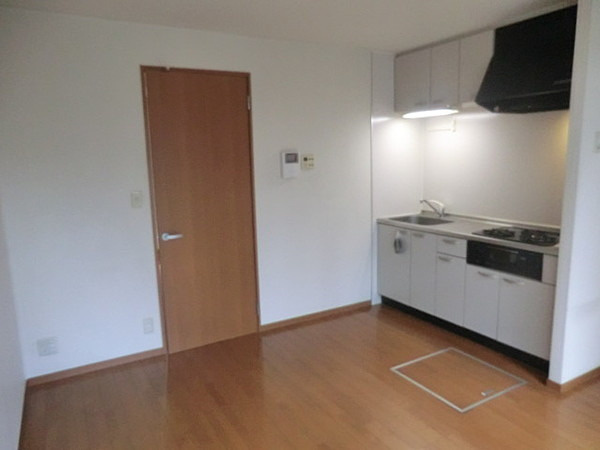 ハレルアナのキッチン|コンパクトなキッチンで掃除もラクラク