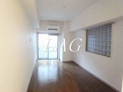 【居間・リビング】 | スカイノブレ御徒町 | 洋室のお部屋です。