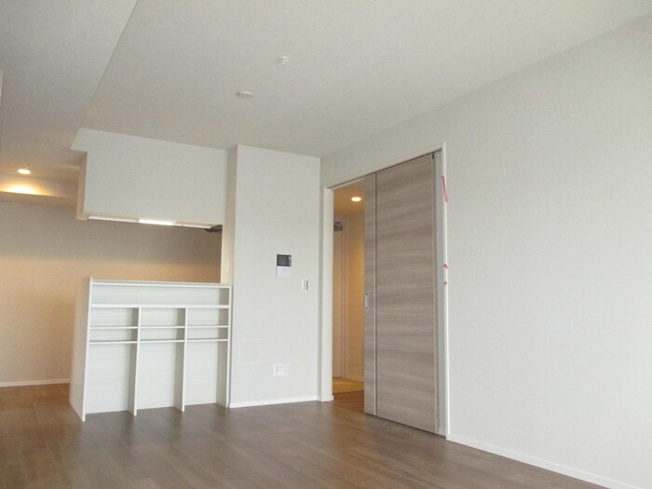 【居間・リビング】 | IS | ※同物件・同タイプの写真です。