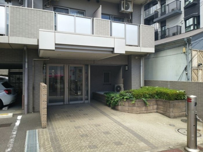 【エントランス】 | カスタリア野毛山