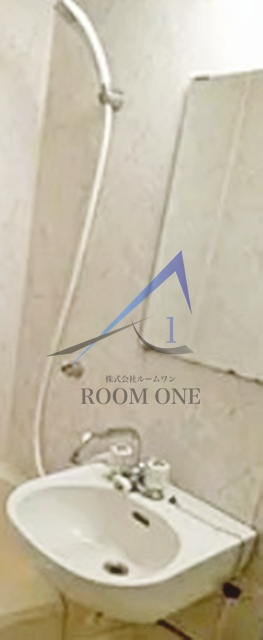 日神パレステージ南池袋の洗面所|洗面台です。