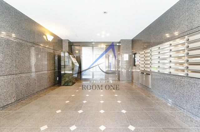 ルーブル高円寺参番館のエントランス|エントランスです。