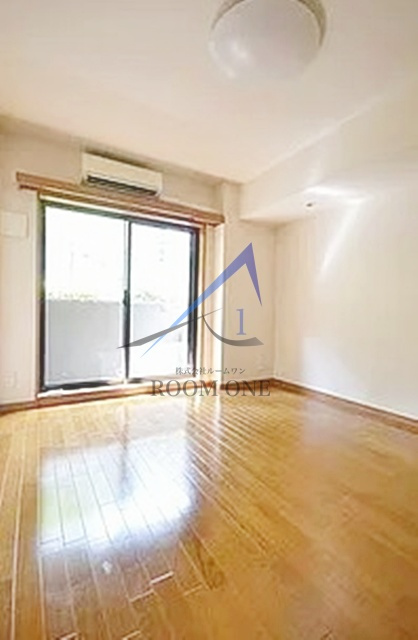 ルーブル高円寺参番館の居間・リビング|洋室のお部屋です。