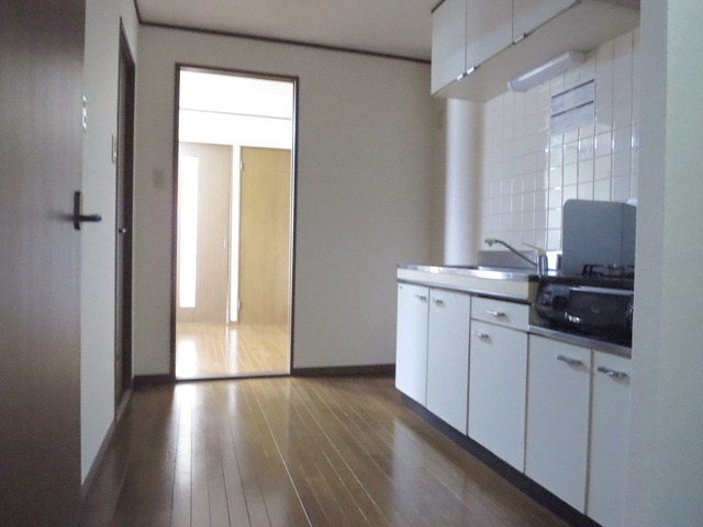 ロワジールの内装|キッチン前スペースです♪