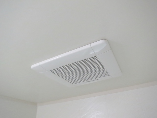 ロワジールの内装|換気扇です♪