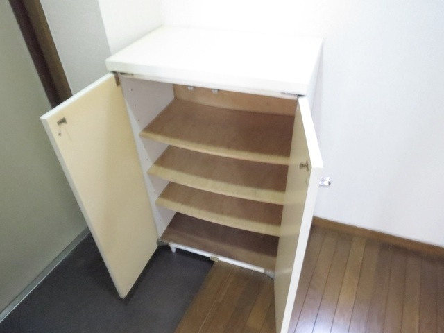ロワジールの内装|下駄箱あります♪