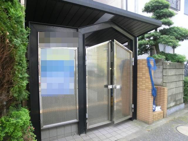 ロワジールのエントランス|エントランス。