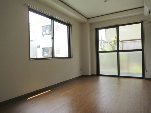 ロワジールの居間・リビング|広ーーいお部屋♪