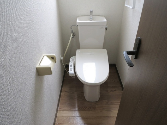 ロワジールのトイレ|ゆったりしたトイレです♪