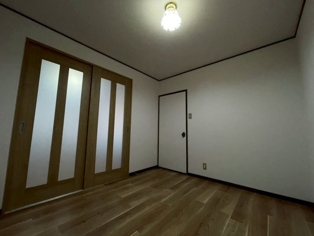 【洋室】 | レジデンス清
