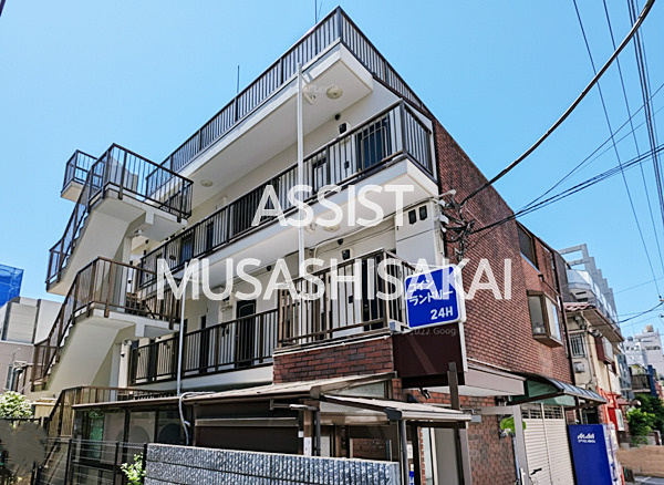 ウッズ吉祥寺の外観