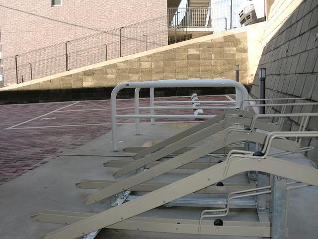 エル・キュートのその他|☆駐輪場☆各お部屋１台とめられます☆