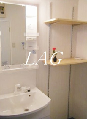 【洗面所】 | アズミハイツ | 独立洗面台です。（同仕様設備です）