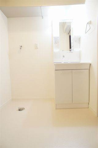 イリオスの洗面所|★室内洗濯機置き場