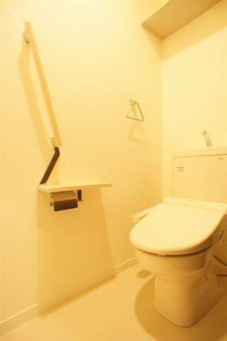 イリオスのトイレ|★温水洗浄便座付