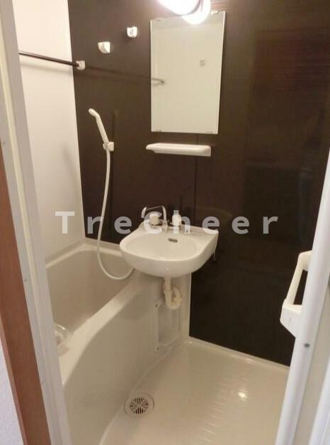 アーバハイツ春日町の浴室