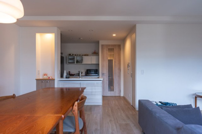 【居間・リビング】 | 【中古マンション】オーヴィジョン野間グランヒルズB棟