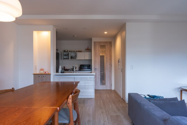 【居間・リビング】 | 【中古マンション】オーヴィジョン野間グランヒルズB棟