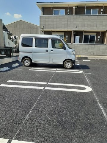 ベルアージュの駐車場