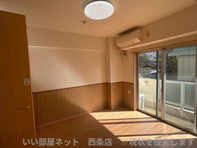 アクアシティSaijoの洋室