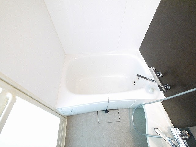 グランドパレス学園前の浴室