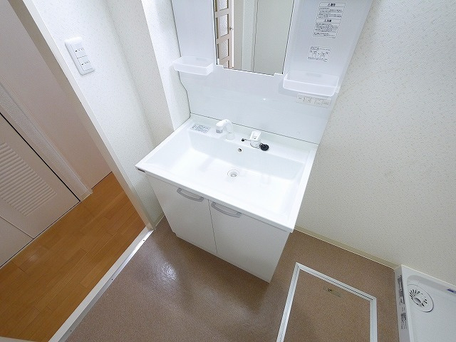 グランドパレス学園前の洗面所