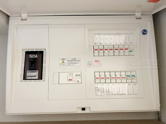 【発電・温水設備】 | ハイネス巣鴨 | 分電盤