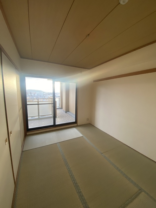 エバーランドシティ新・泉北2番館の和室