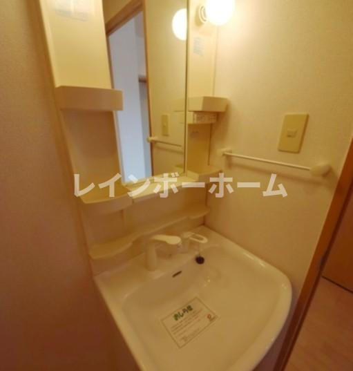 足立区鹿浜７丁目の賃貸マンションの独立洗面台