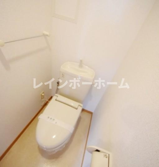 足立区鹿浜７丁目の賃貸マンションのトイレ