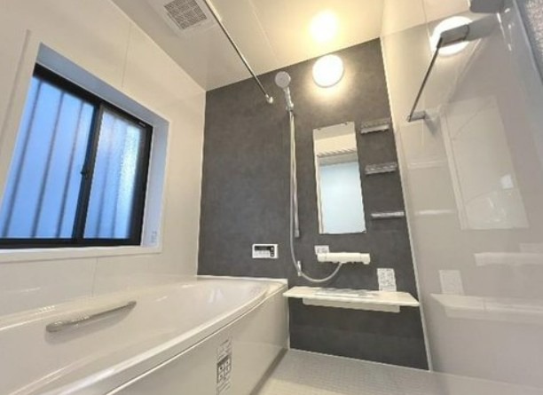 【中古】鶴ヶ島市脚折リフォーム中古住宅の浴室|浴室乾燥機付き☆