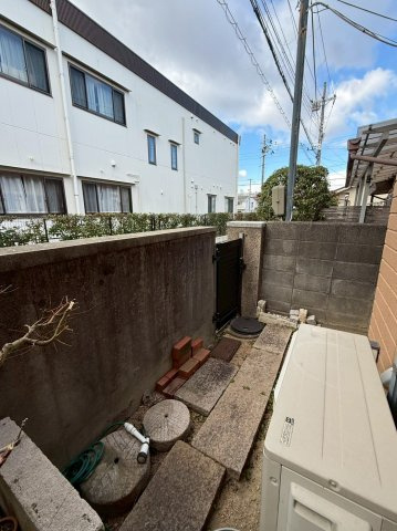 西宮市上田東町の庭|暮らしに合わせて自由に活用
